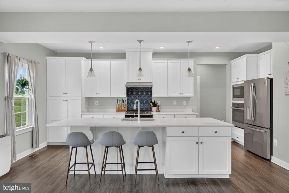 1220 BECK MILL ROAD Hanover, PA 17331