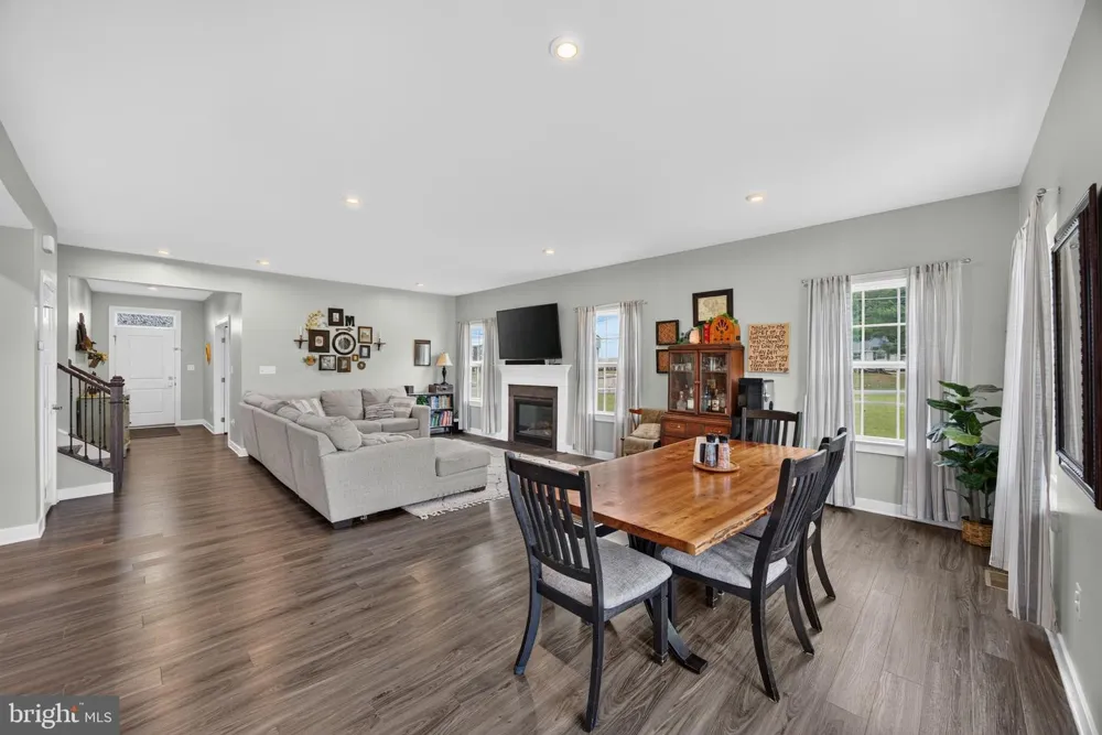 1220 BECK MILL ROAD Hanover, PA 17331