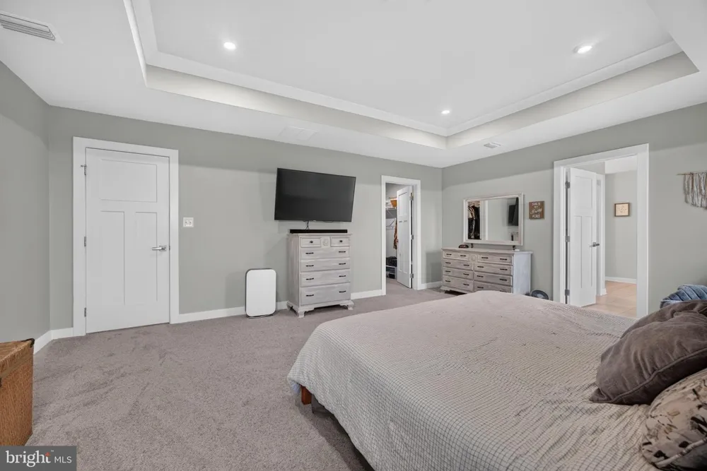 1220 BECK MILL ROAD Hanover, PA 17331