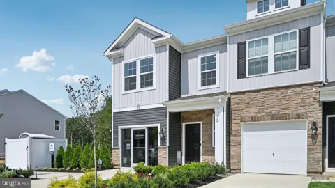 12 WHALER DRIVE