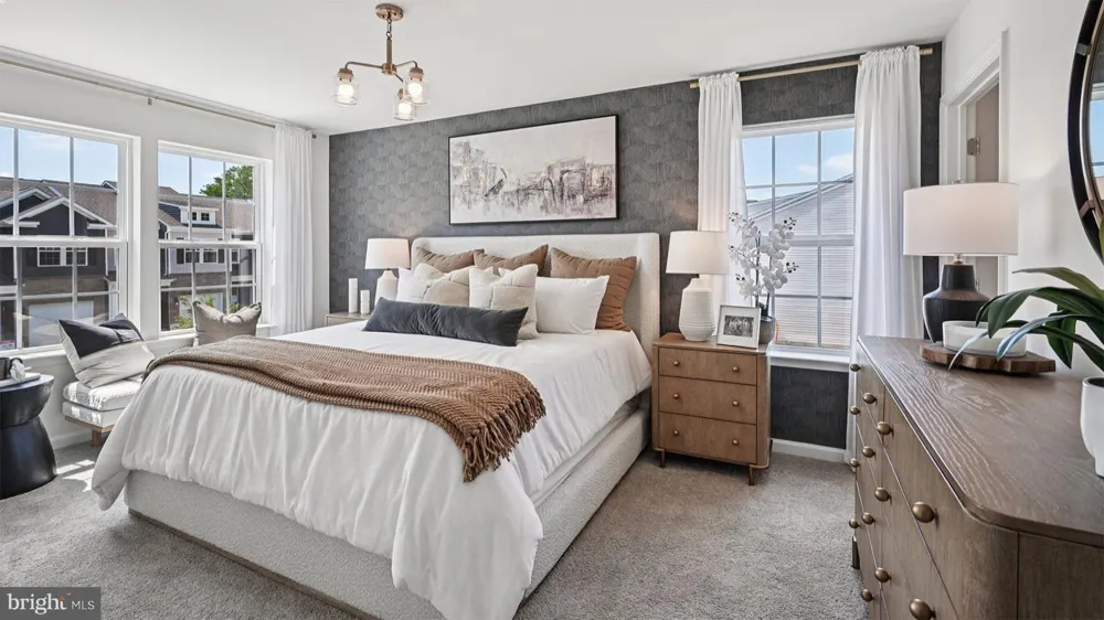 12 WHALER DRIVE Runnemede, NJ 08078