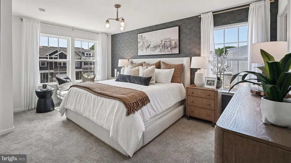 12 WHALER DRIVE Runnemede, NJ 08078
