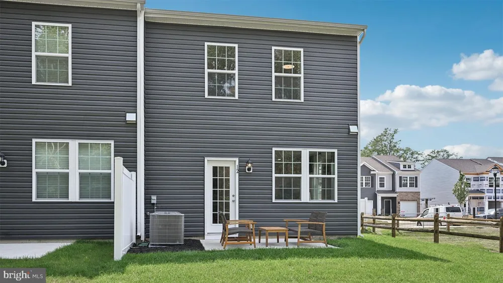 12 WHALER DRIVE Runnemede, NJ 08078
