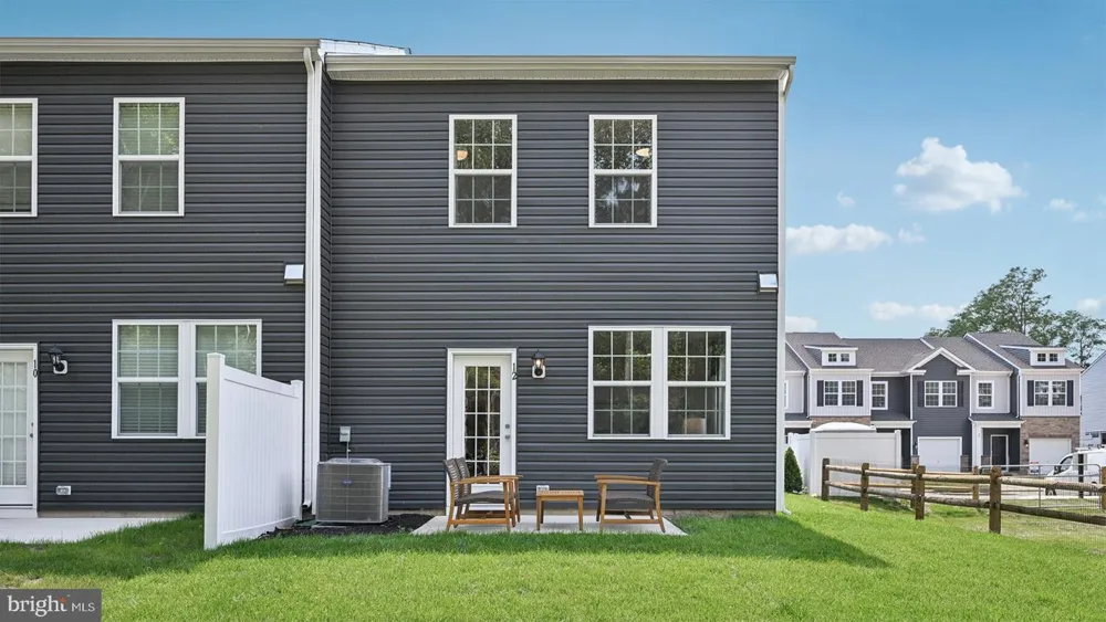 12 WHALER DRIVE Runnemede, NJ 08078
