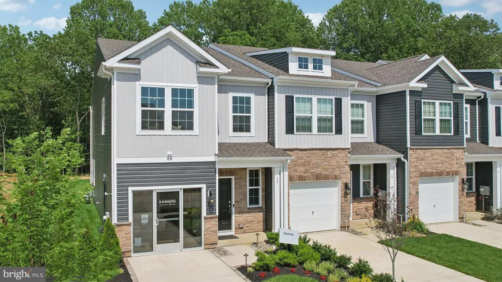 12 WHALER DRIVE Runnemede, NJ 08078