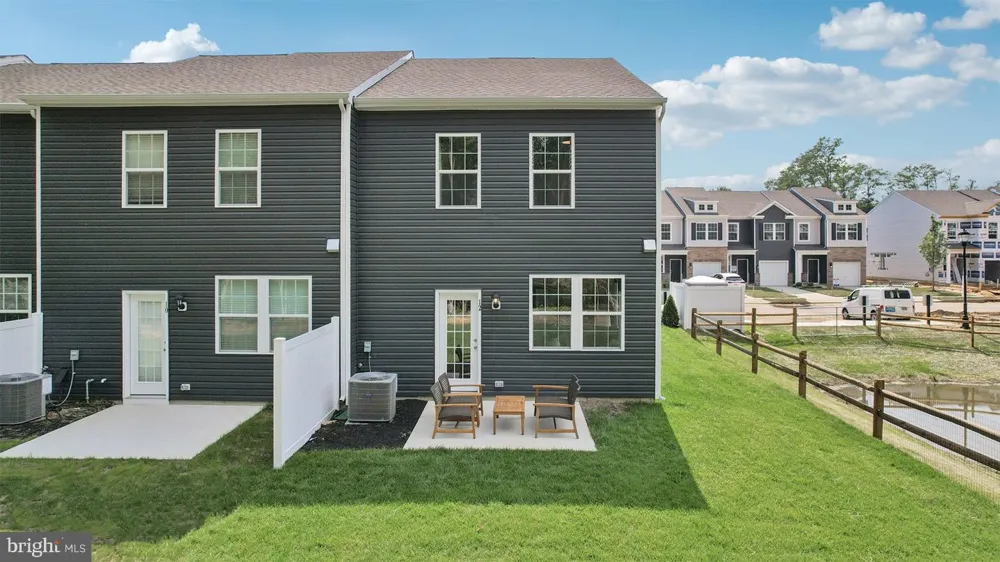 12 WHALER DRIVE Runnemede, NJ 08078