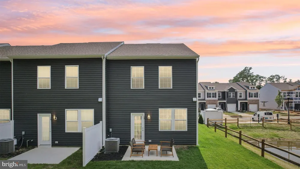 12 WHALER DRIVE Runnemede, NJ 08078