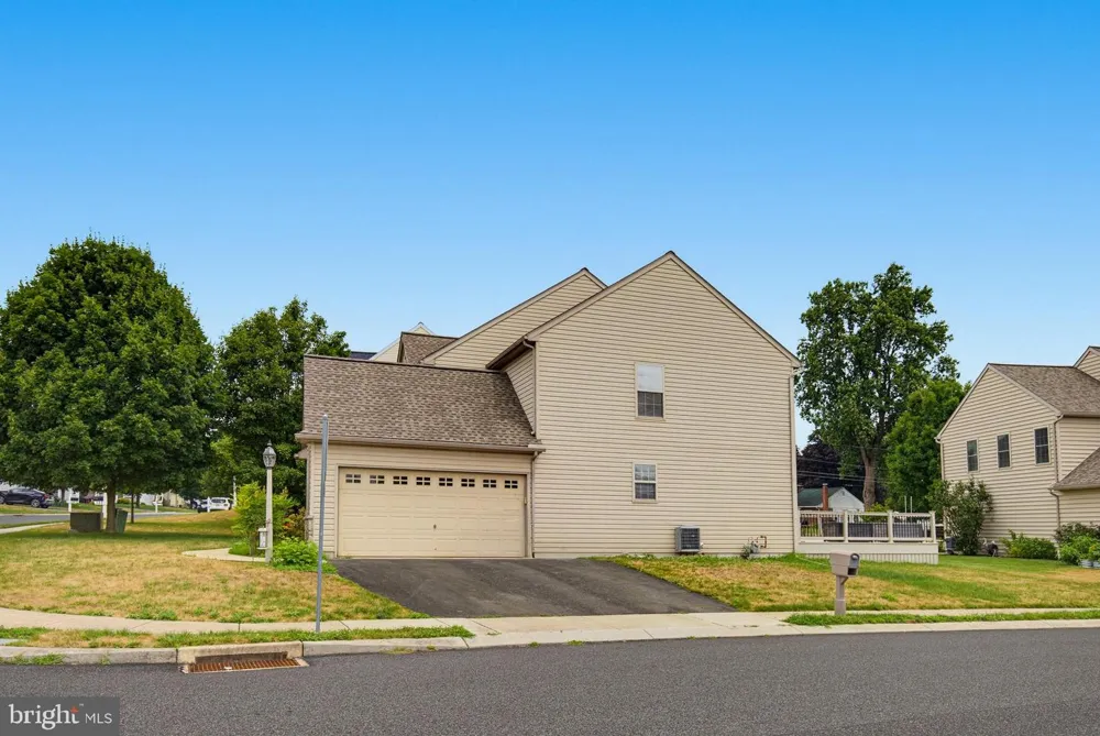 397 WISSLER WAY Landisville, PA 17538
