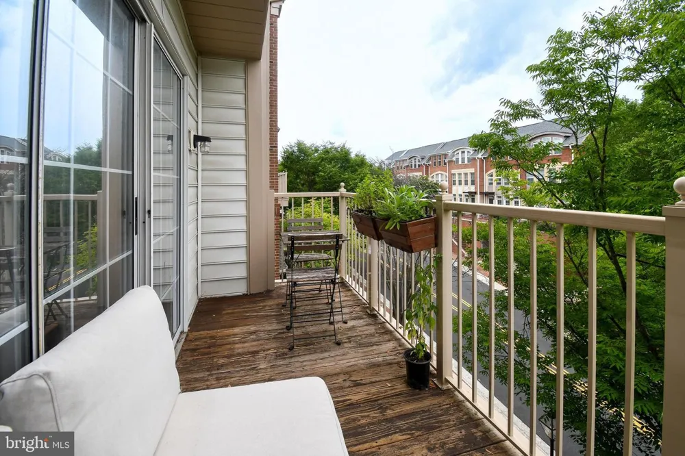 10349 SAGER AVENUE #301 Fairfax, VA 22030