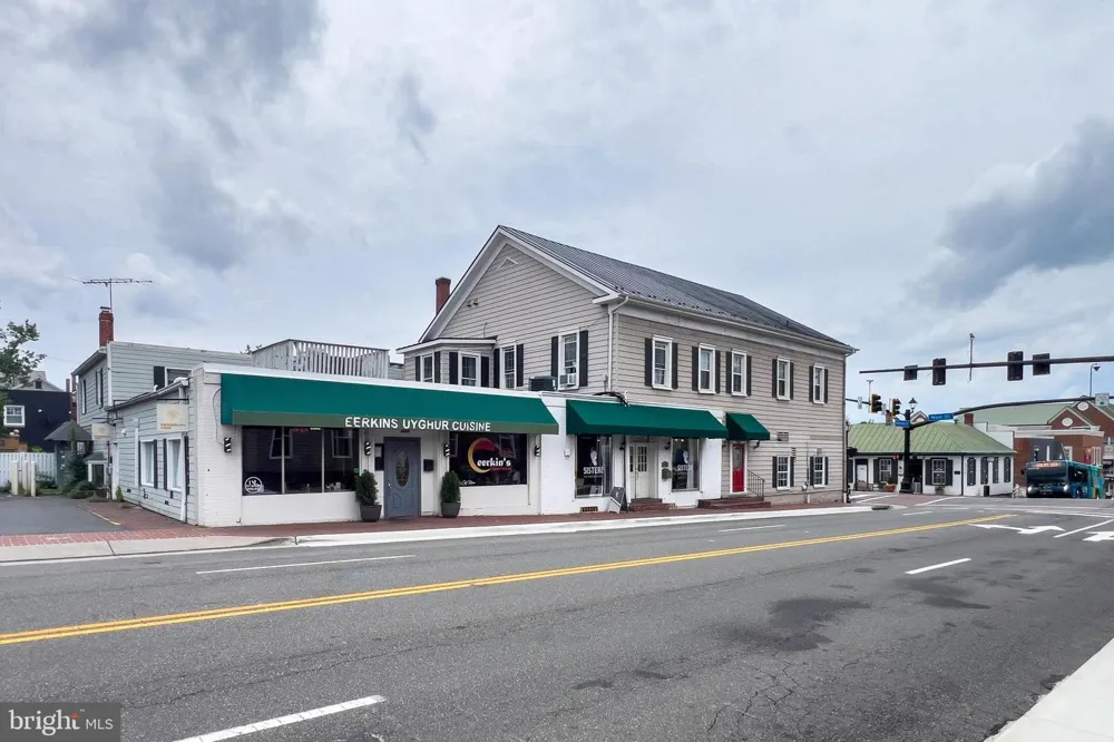 10349 SAGER AVENUE #301 Fairfax, VA 22030