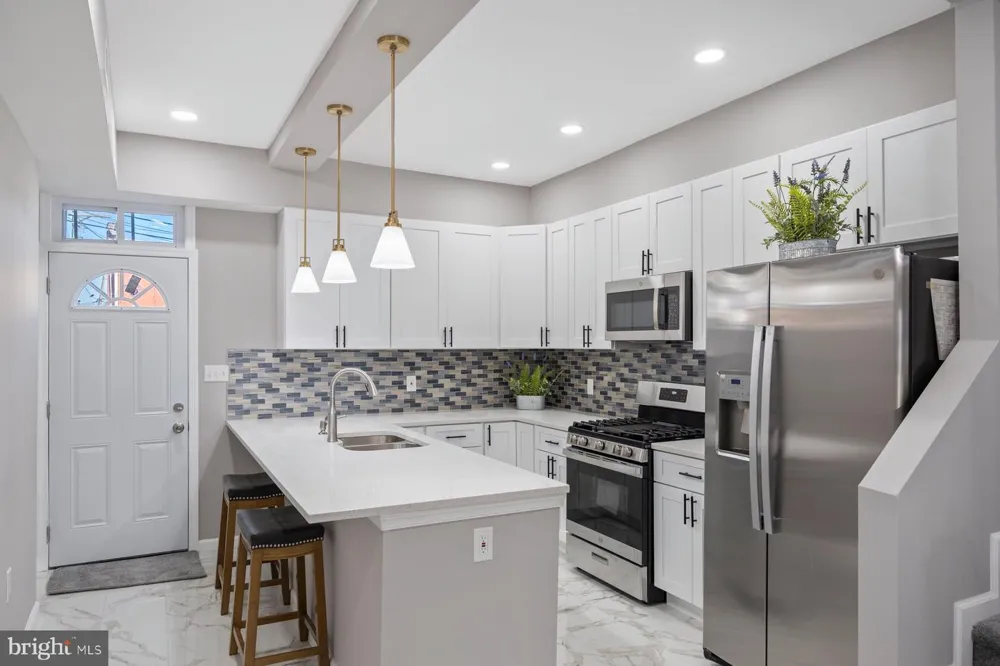723 LUZERNE AVENUE Baltimore, MD 21205