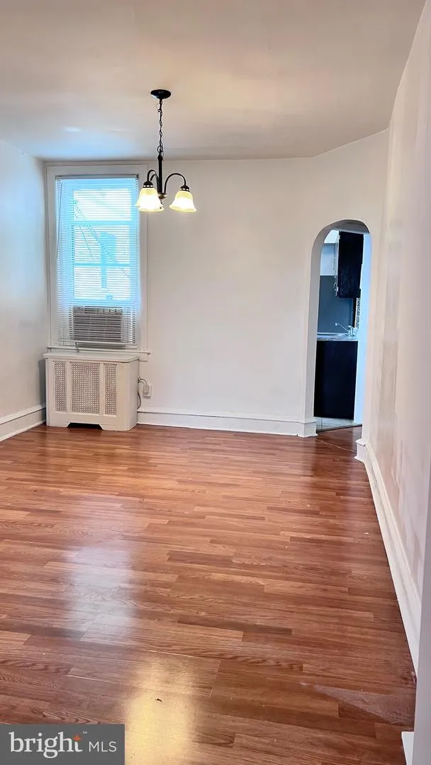 5842 12TH STREET Philadelphia, PA 19141