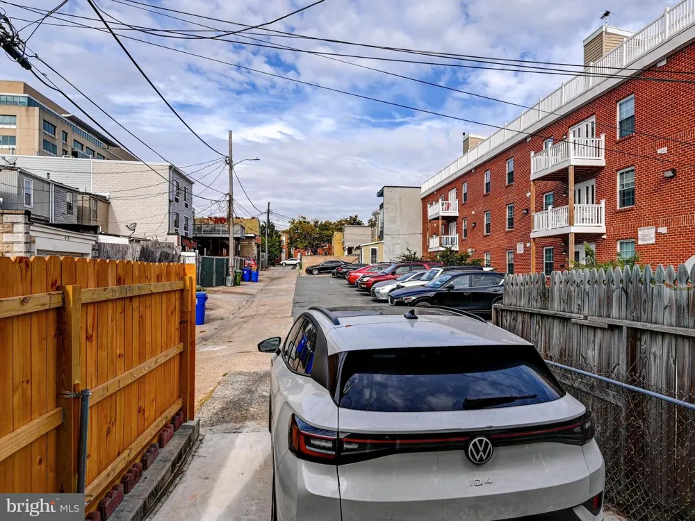 2002 JEFFERSON STREET Baltimore, MD 21205