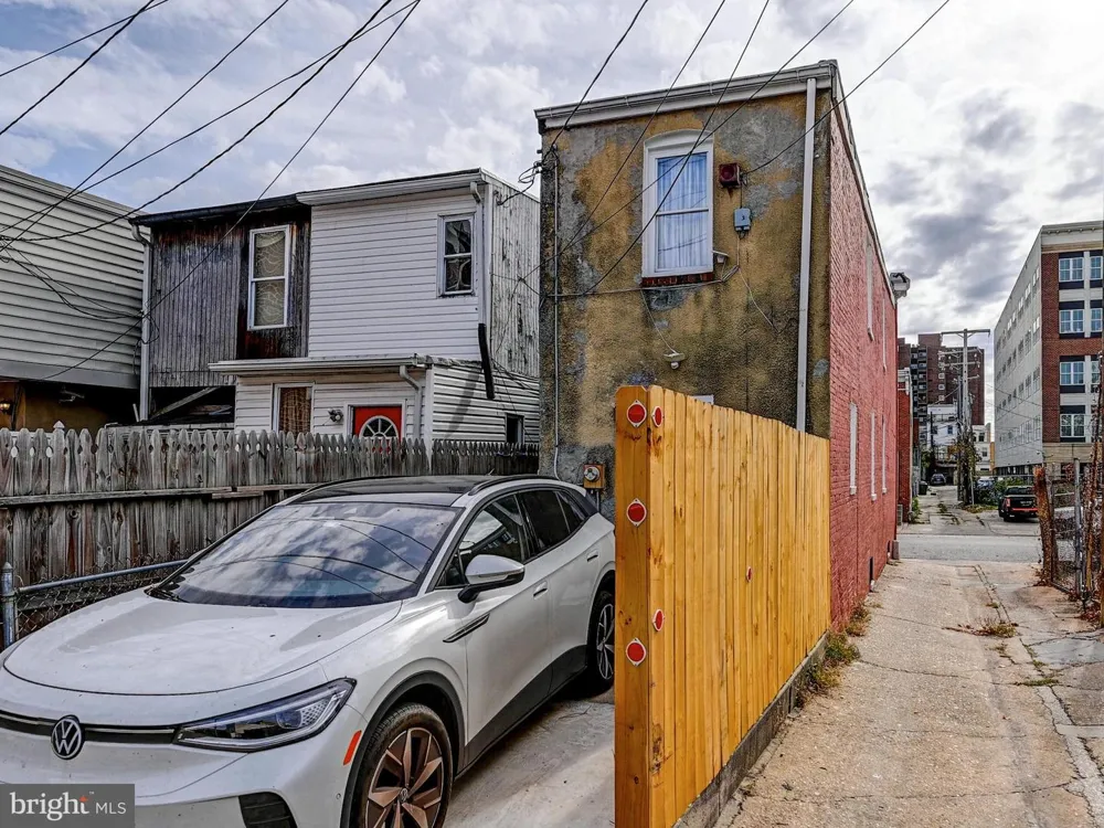 2002 JEFFERSON STREET Baltimore, MD 21205