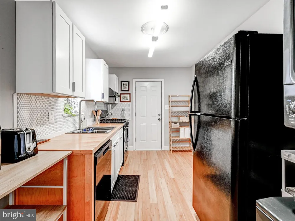 2002 JEFFERSON STREET Baltimore, MD 21205