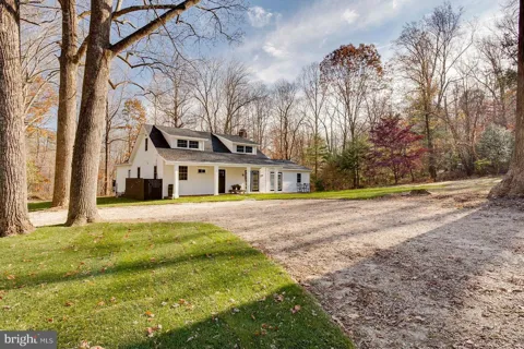 1022 UPPER GLENCOE ROAD