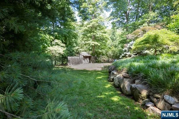 51 Rutherford Place Montvale, NJ 07645