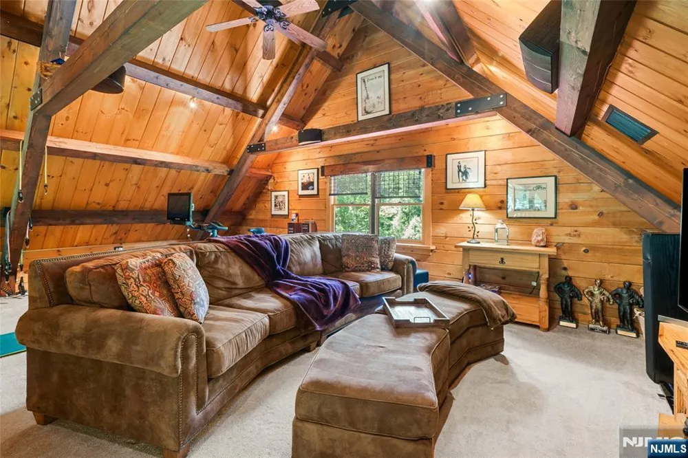 44 Morgan Drive Sussex, NJ 07461
