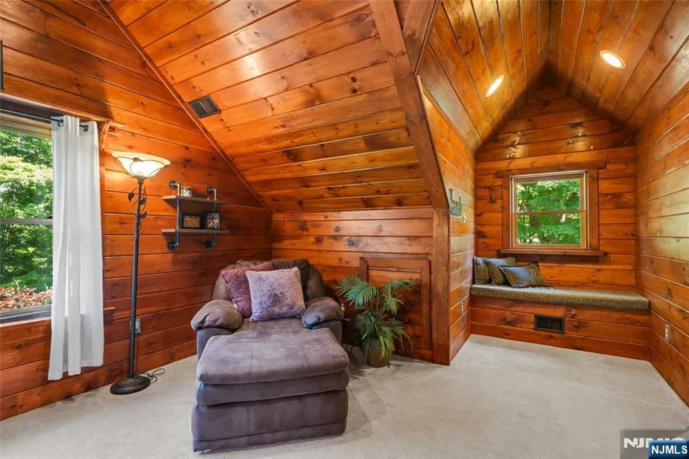 44 Morgan Drive Sussex, NJ 07461