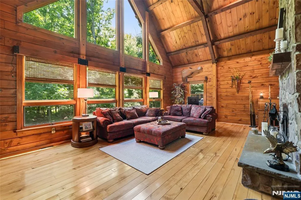 44 Morgan Drive Sussex, NJ 07461
