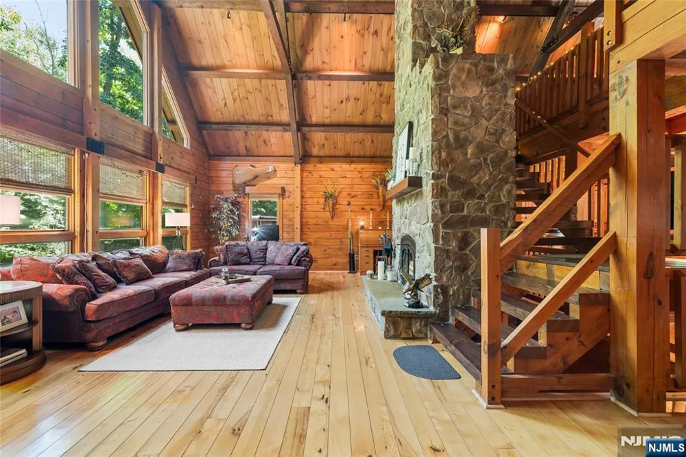 44 Morgan Drive Sussex, NJ 07461