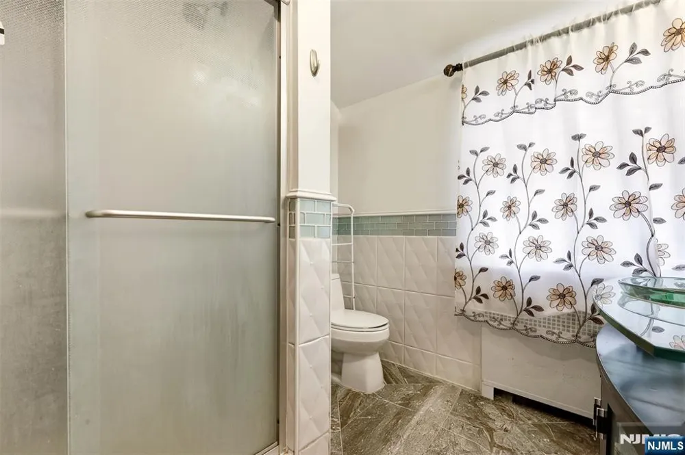 148 John Street Englewood, NJ 07631