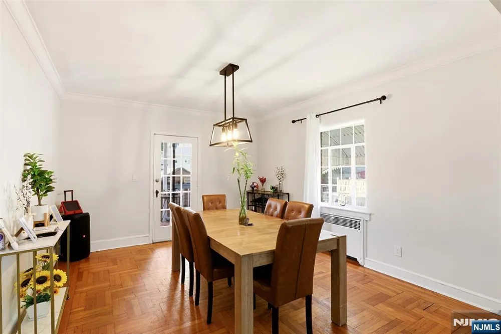 148 John Street Englewood, NJ 07631