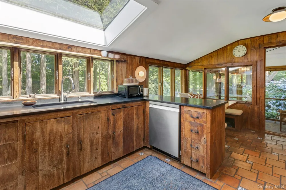 183 Hickory Kingdom Road Bedford, NY 10506