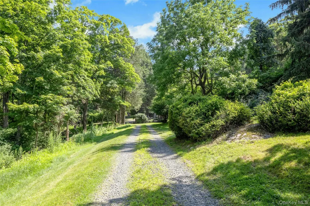 183 Hickory Kingdom Road Bedford, NY 10506