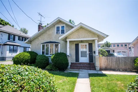 2415 Gale Avenue