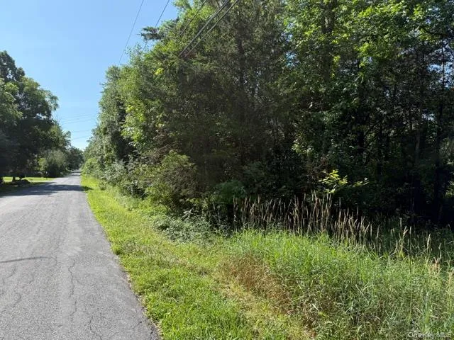 Sutton Road Warwick, NY 10990