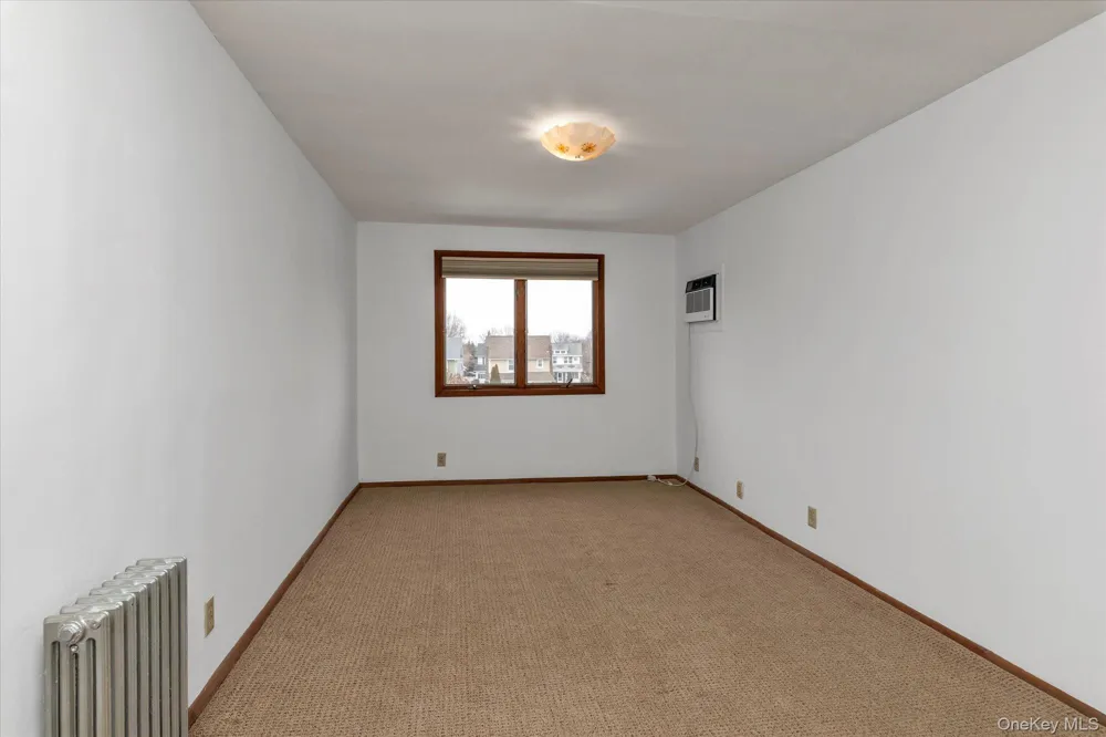 23 Thompson Place #2 Lynbrook, NY 11563