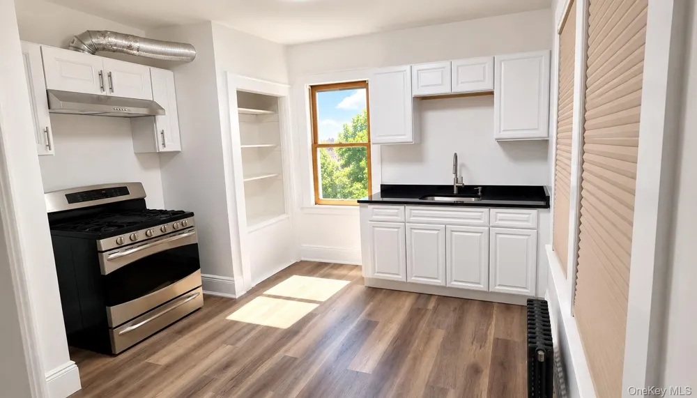 23 Thompson Place #2 Lynbrook, NY 11563