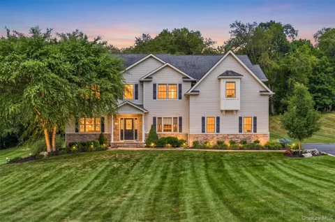 16 Canterbury Lane