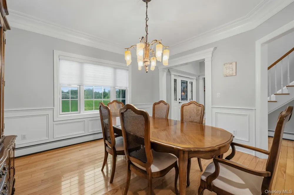 16 Canterbury Lane Warwick, NY 10990