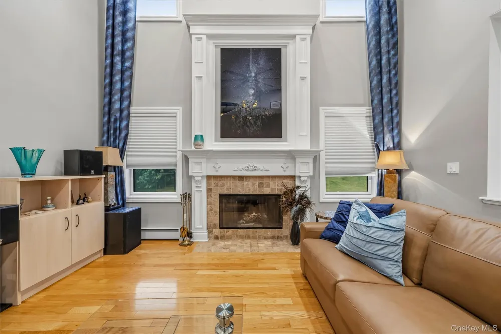 16 Canterbury Lane Warwick, NY 10990