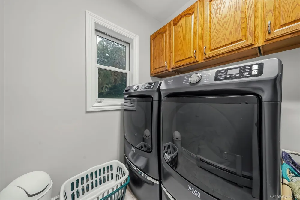 16 Canterbury Lane Warwick, NY 10990