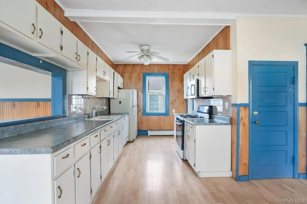 708 Tower Avenue Maybrook, NY 12543