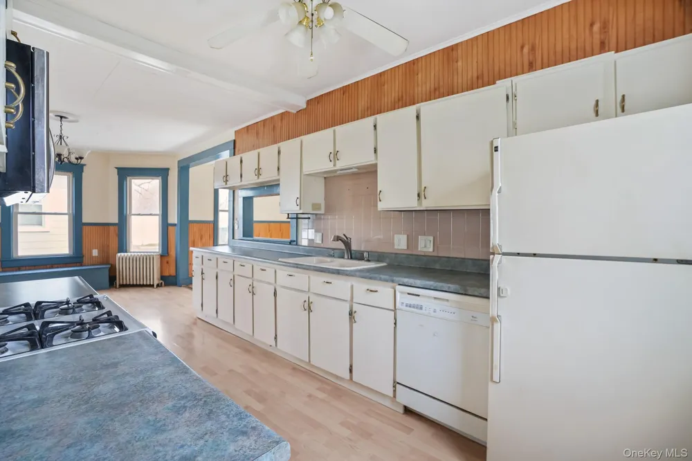 708 Tower Avenue Maybrook, NY 12543
