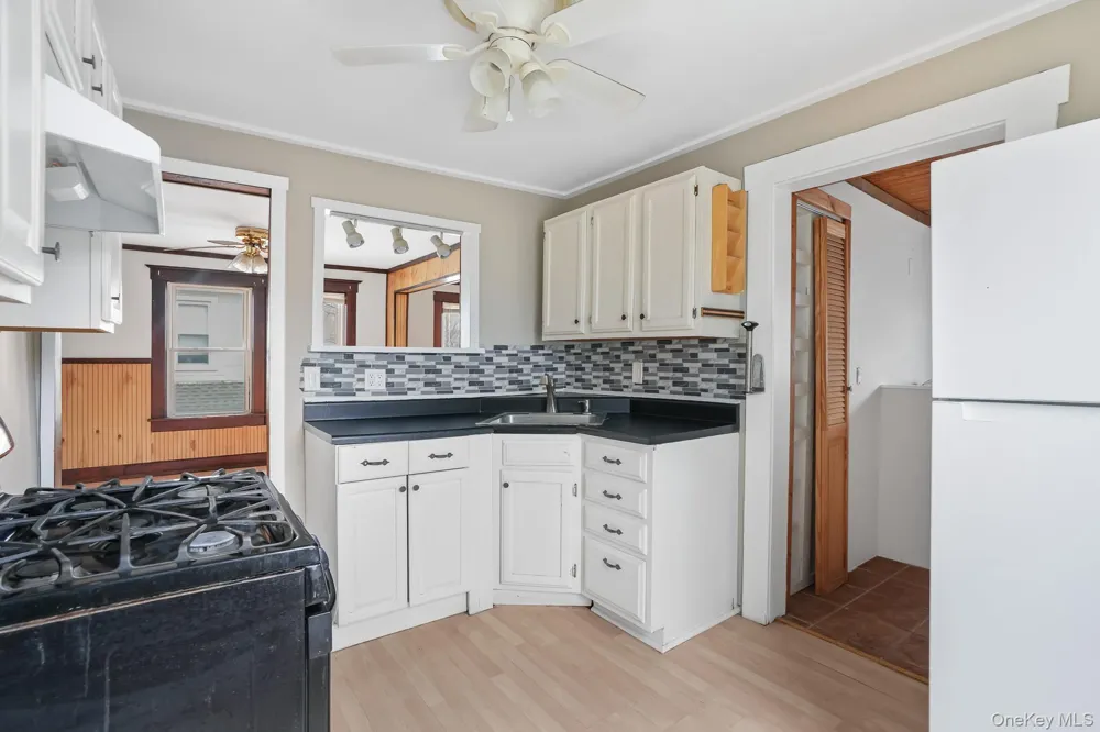 708 Tower Avenue Maybrook, NY 12543