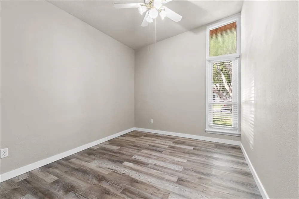 123 E Janin Circle Portland, TX 78374