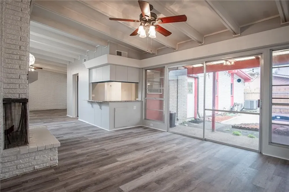 123 E Janin Circle Portland, TX 78374