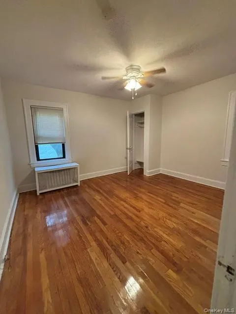 44 Oakwood Road #1E Huntington, NY 11743