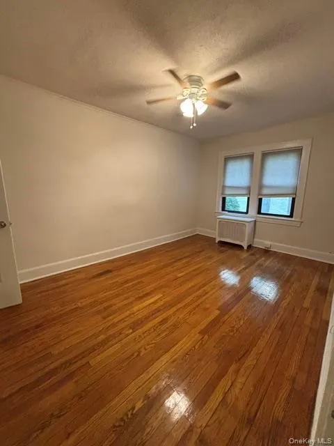 44 Oakwood Road #1E Huntington, NY 11743