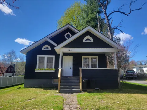104 Buckley Street