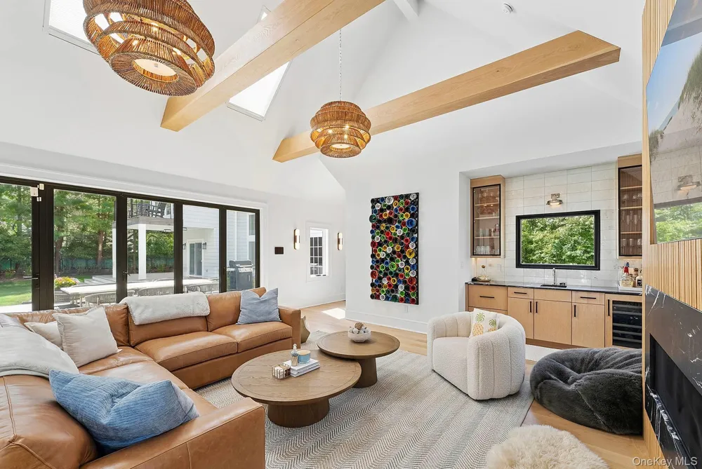 1 Fox Crossing Sag Harbor, NY 11963