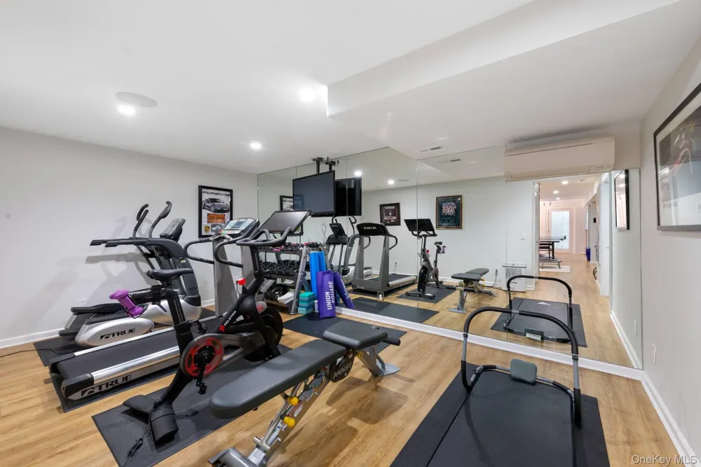 1 Fox Crossing Sag Harbor, NY 11963