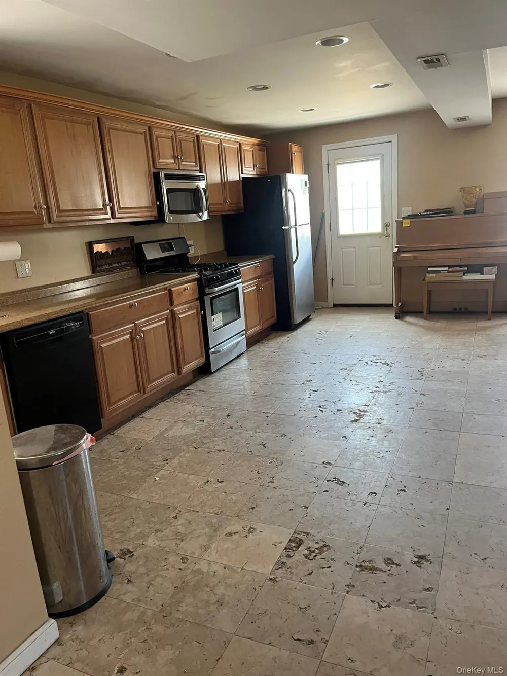 16312 89th Street Howard Beach, NY 11414