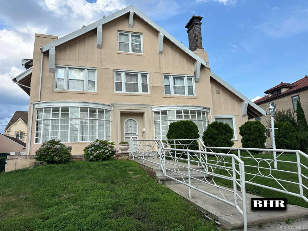 171 Girard Street Brooklyn, NY 11235