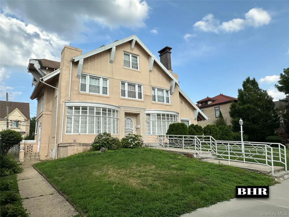 171 Girard Street Brooklyn, NY 11235